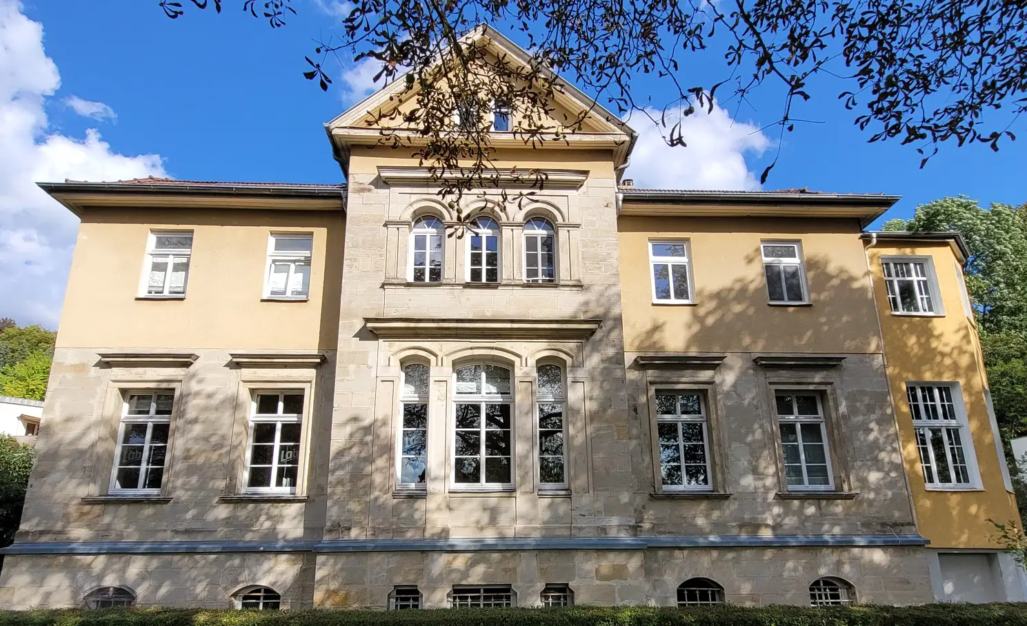 Gebäude des LAB Büros in Coburg, Deutschland