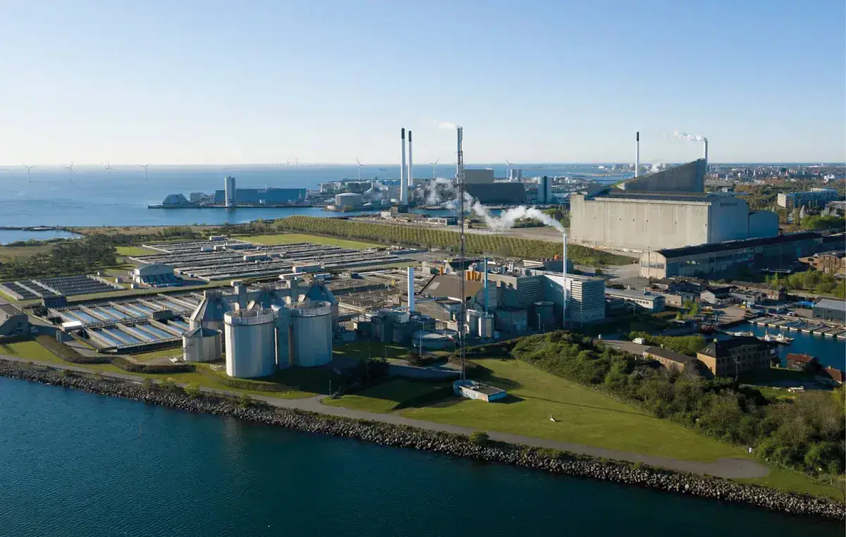 Installation de traitement des fumées pour une unité d'incinération des boues Biofos conçue par LAB au Danemark