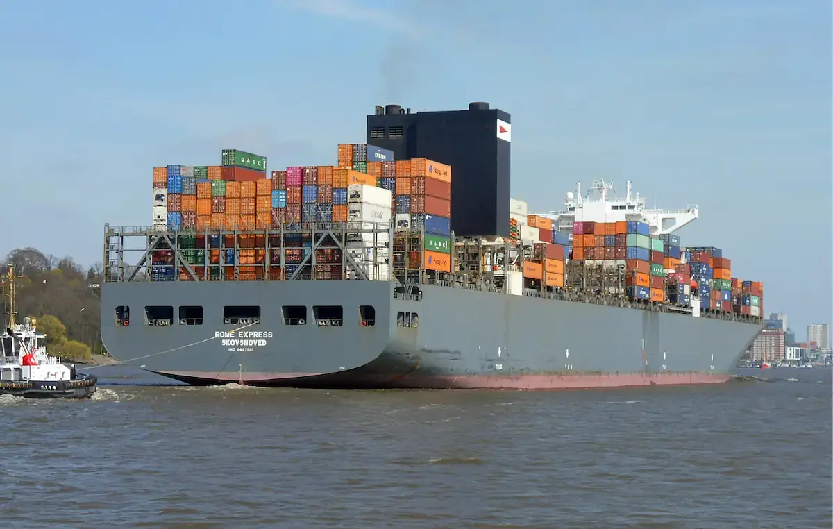 MSC Filomena container ship at sea