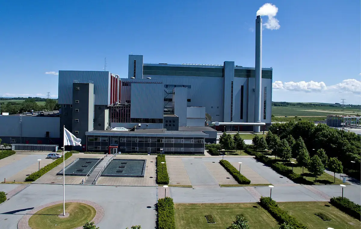 Installation de traitement des fumées pour une unité de valorisation énergétique des déchets à Reno-Nord conçue par LAB