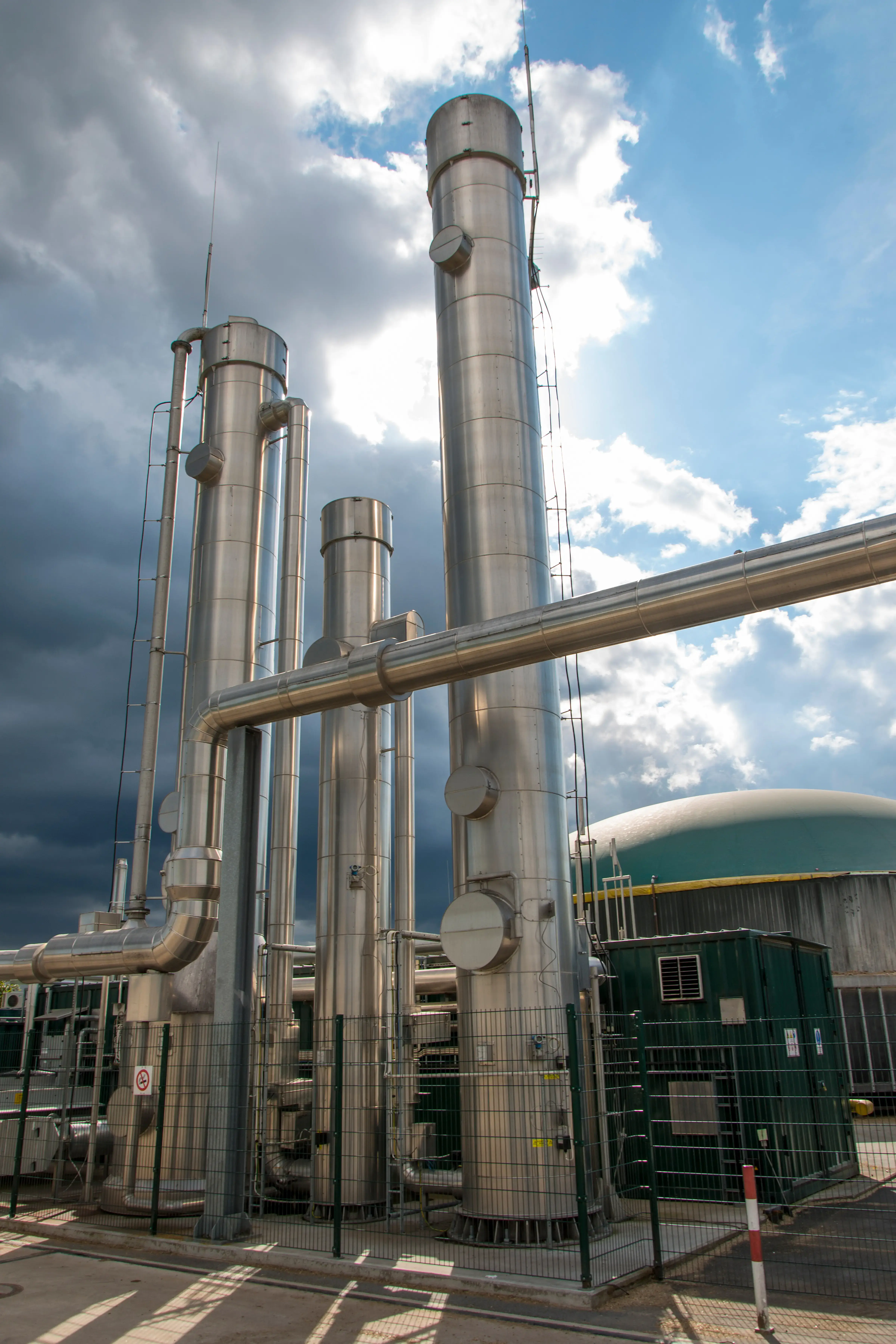 Installation industrielle de capture du CO₂ intégrée au traitement des fumées par LAB