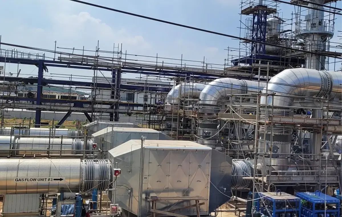 Système DeNOx SCR pour le traitement des gaz d’échappement d’une centrale électrique en Asie conçu par LAB